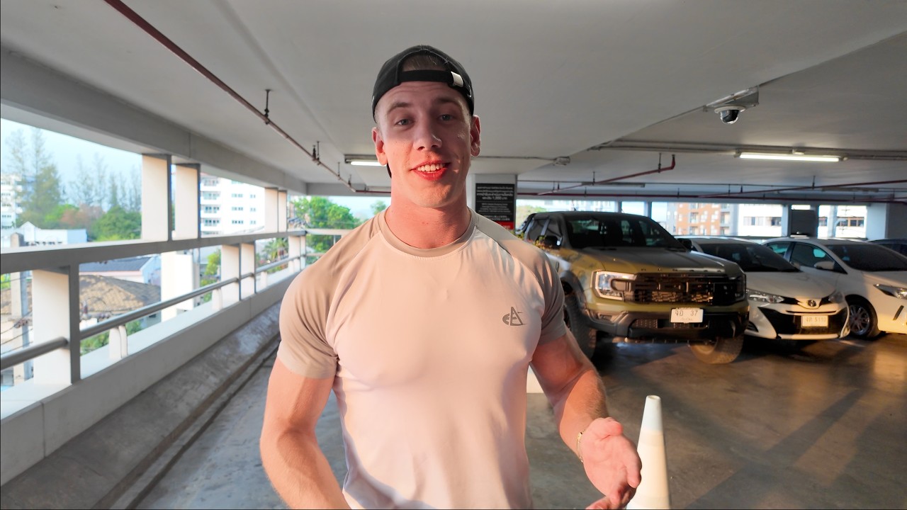 Opening a Thai Bank Account + Leg Day