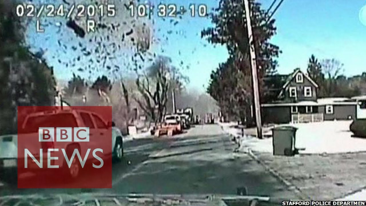 Gas explosion: Moment US house is destroyed - BBC News
