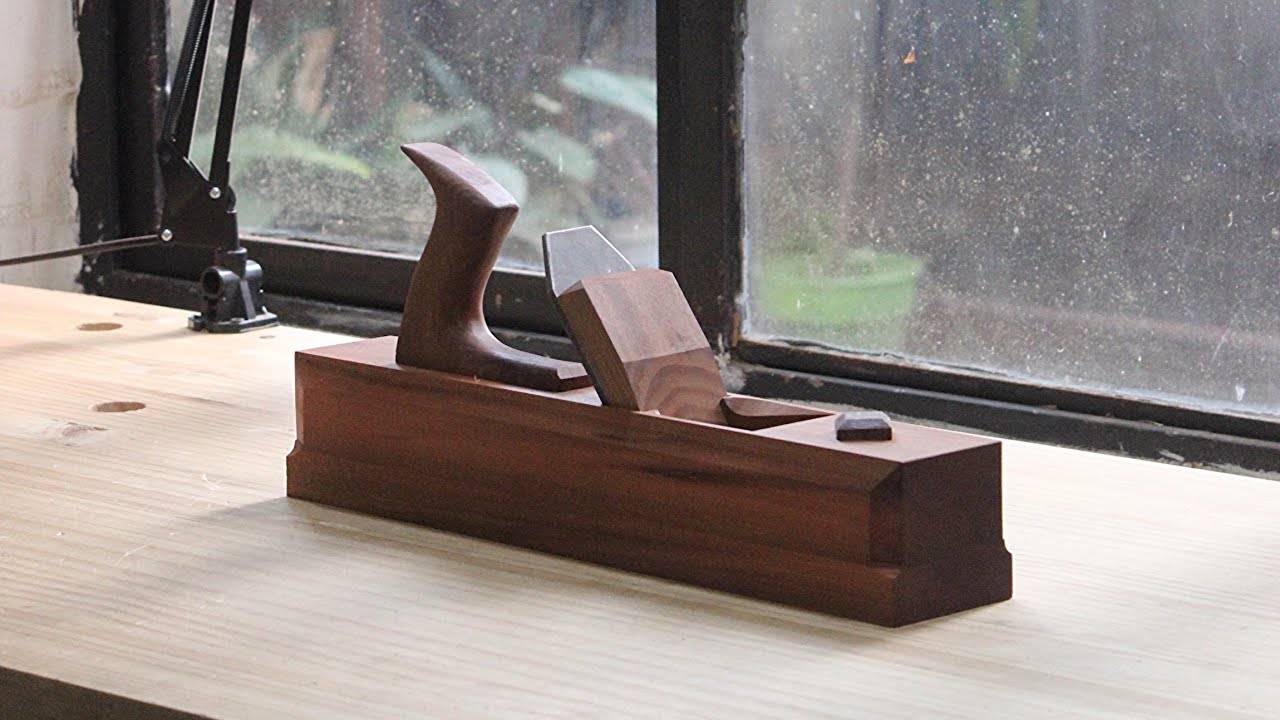 Como hacer un cepillo de madera. El Garlopin !! (How to make a wooden hand plane)