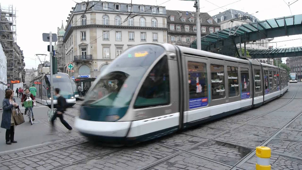 Tramway CTS Strasbourg station Homme de fer.