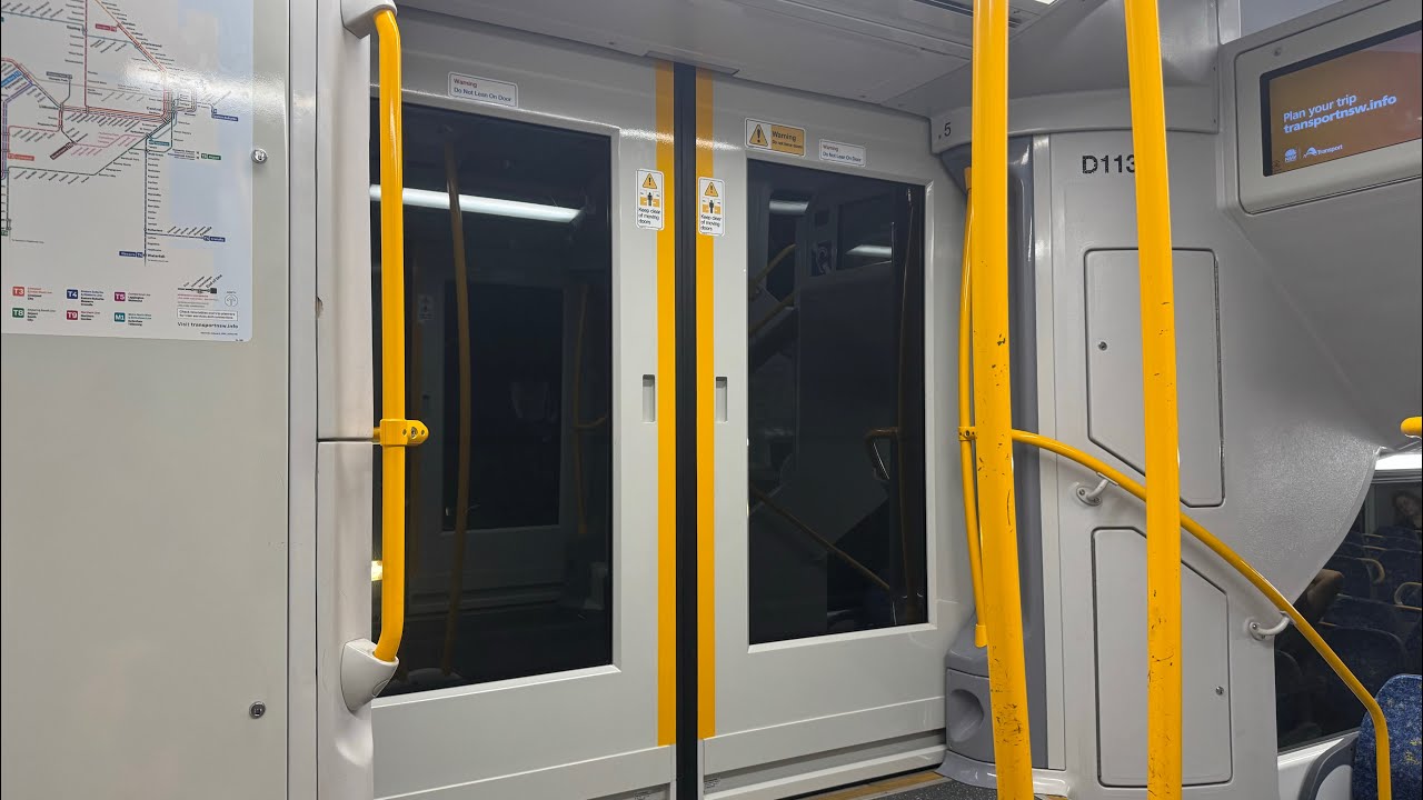 Episode 53: Train ride on a Waratah from wolli creek to revesby express. 