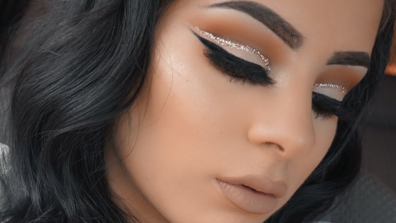 Glitter Cut Crease Eyeshadow Tutorial for Beginners