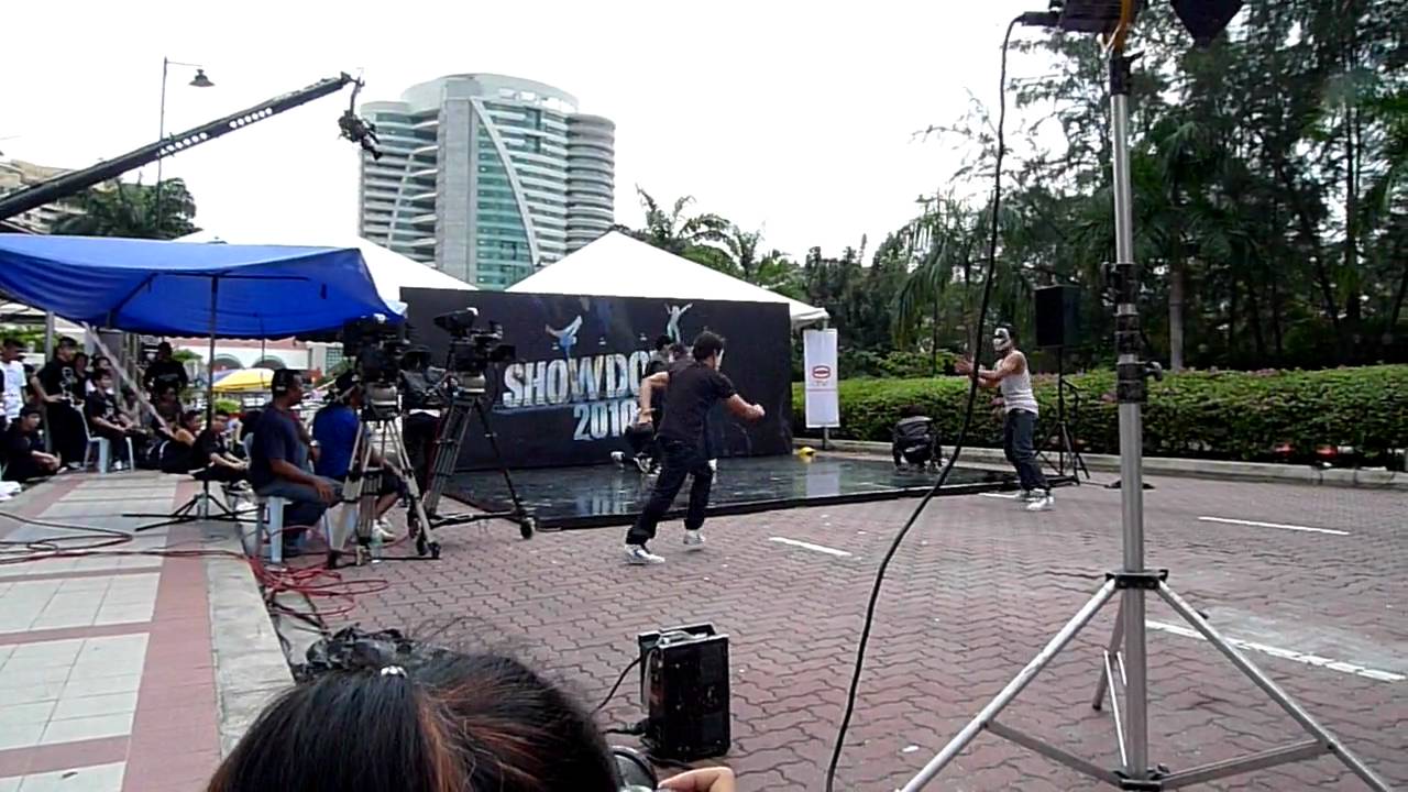 Showdown 2010 Audition - Wakaka Crew