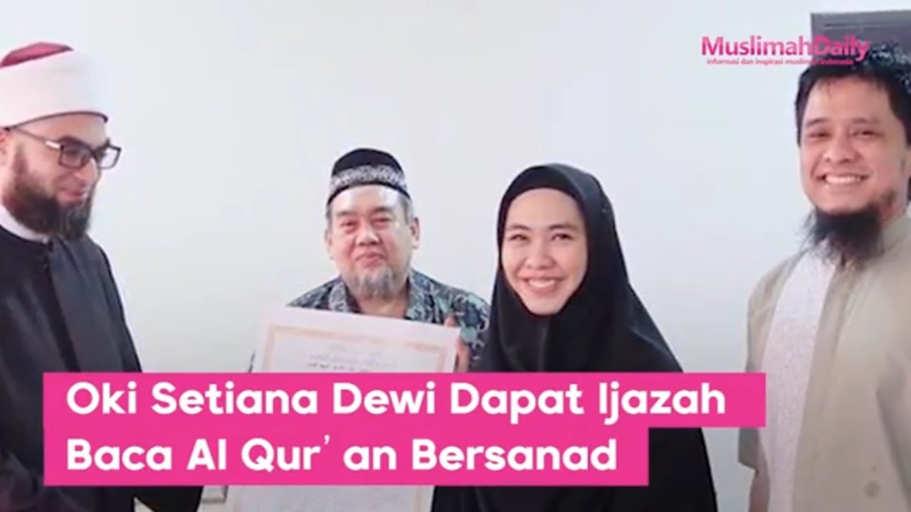 News: Momen Oki Setiana Dewi Dapat Ijazah Baca Al Qur'an Bersanad