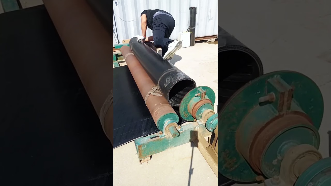 The winding process of anti slip conveyor belts- Good tools and machinery make work easy