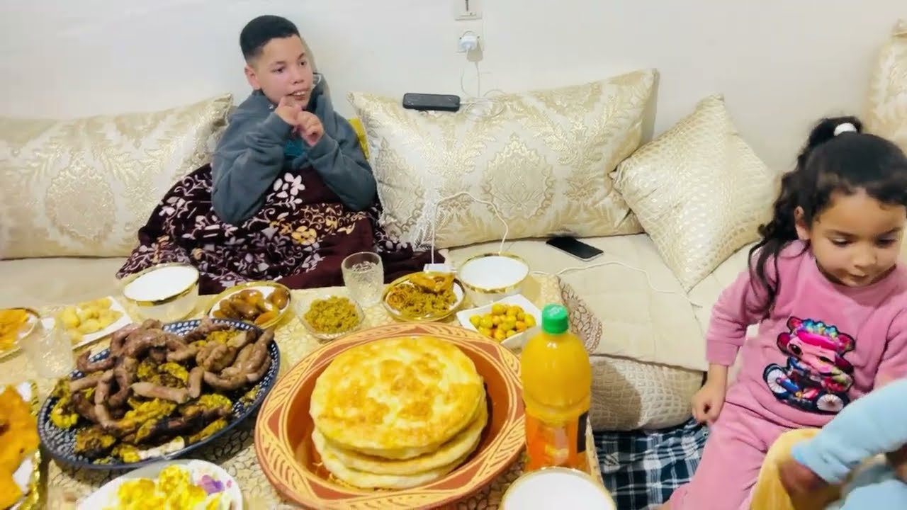 عراضة ملكية من عندنا نسيبنا شحال كبر بينا علهم تفششت