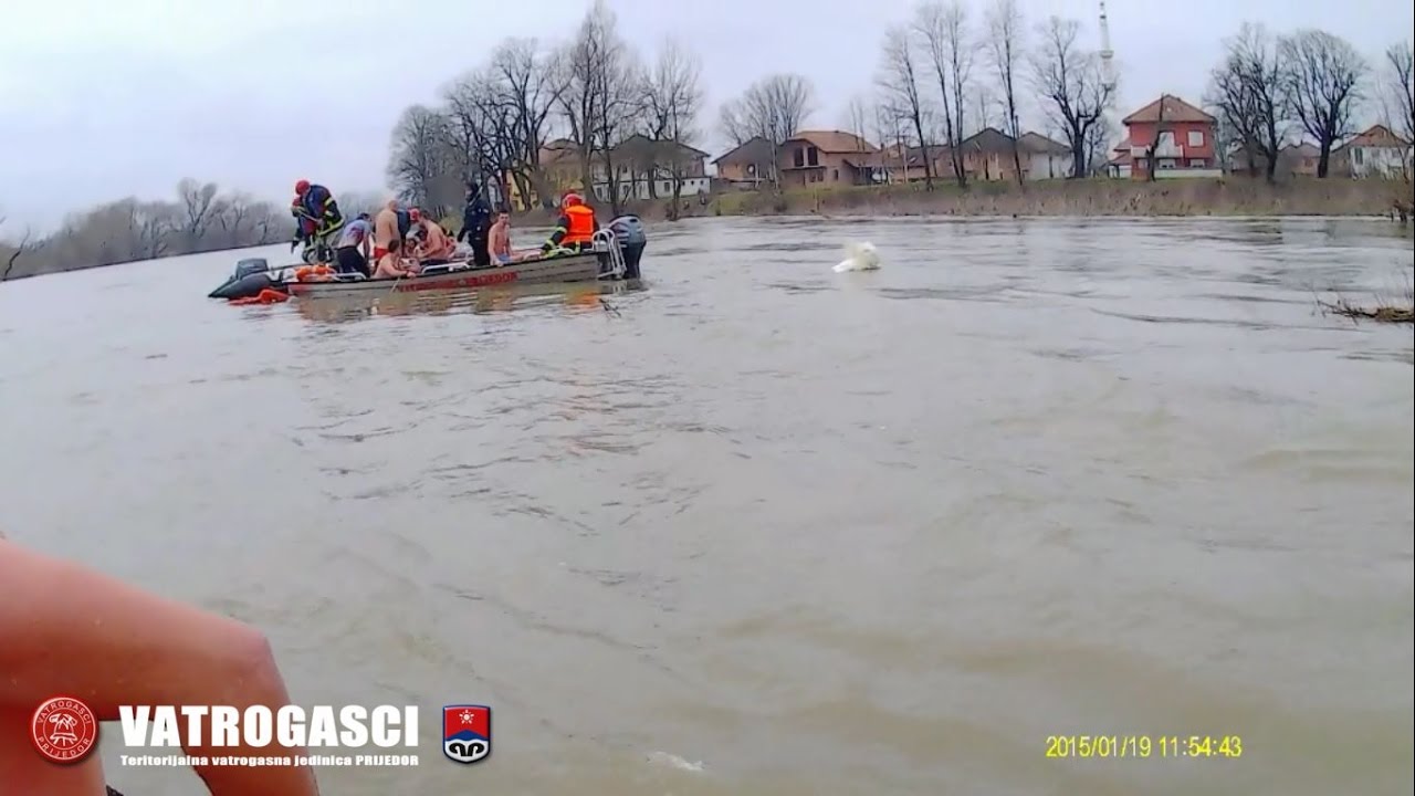 Plivanje za časni krst 2015. - Vatrogasci Prijedor, Prijedor 19.01.2015.