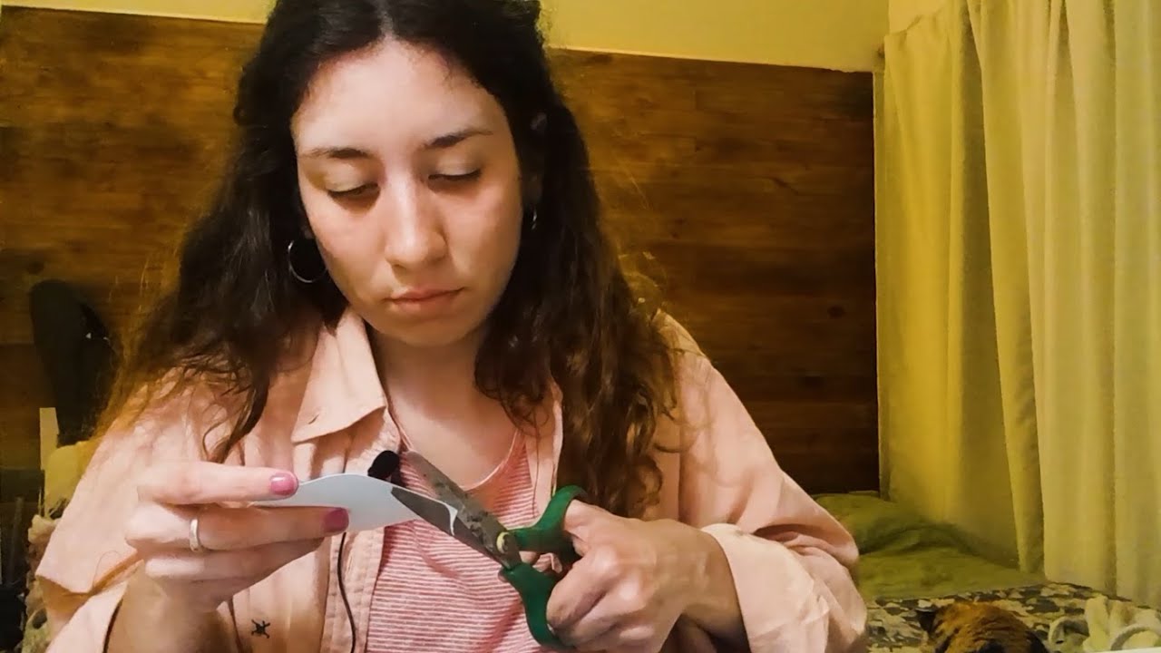ASMR - Hablando bajito mientras hago cosas