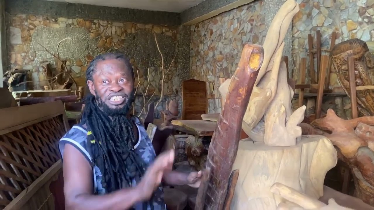 Connecting to African Creativity – My Visit to a Sculpture Furniture Shop in Accra