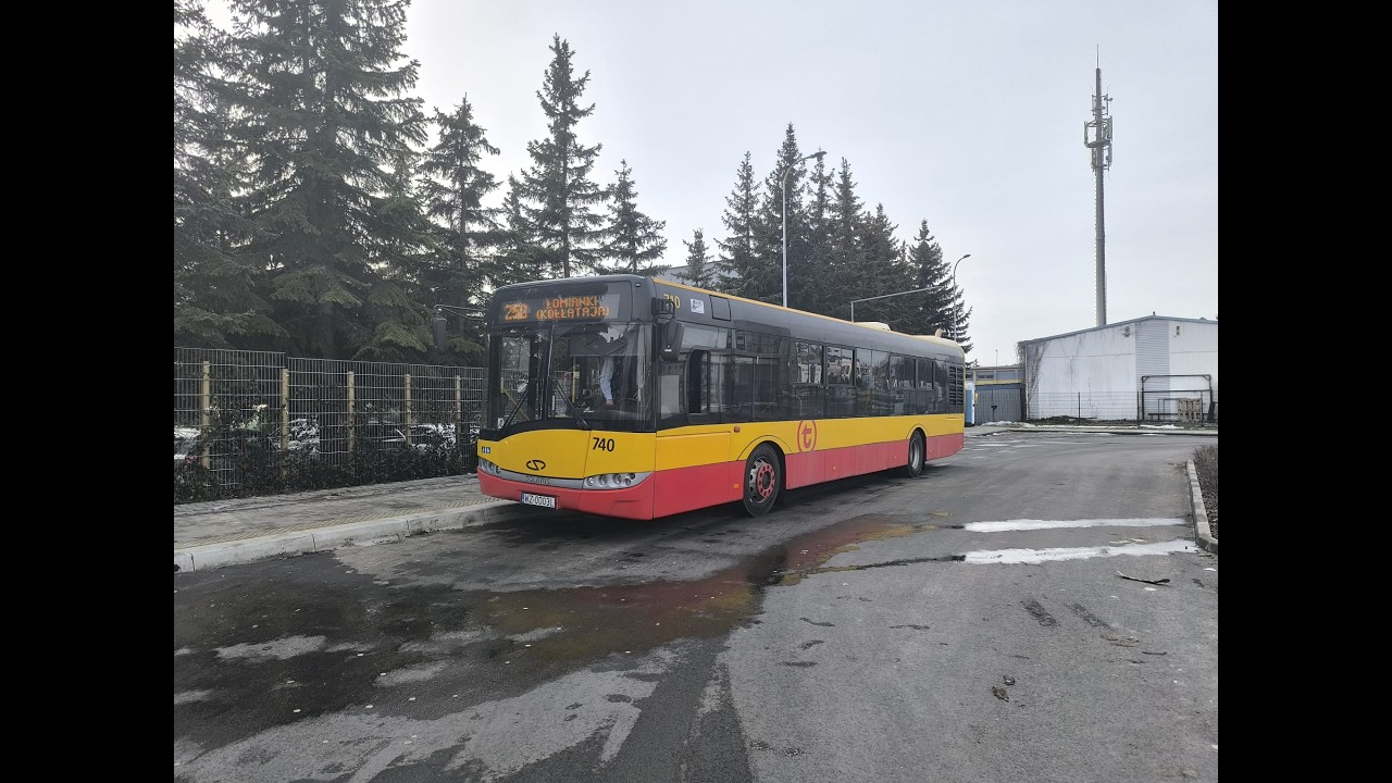 Solaris Urbino 12 III Generacji na linii 250 (Kier. Metro Młociny)