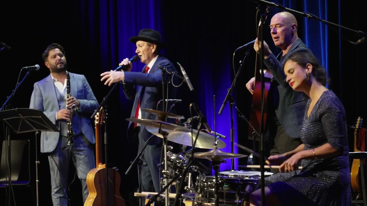 35 Jahre Wiener Tschuschenkapelle live im Globe Wien