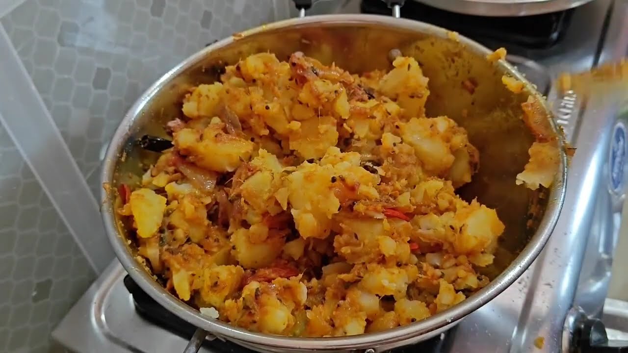 ପରଟା ସହ ଆଳୁଦମ 🤤parrth ke sath alludam..easy breakfast 