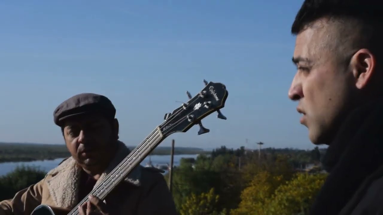 Cuerdas del Plata .                Donde vuela el río.