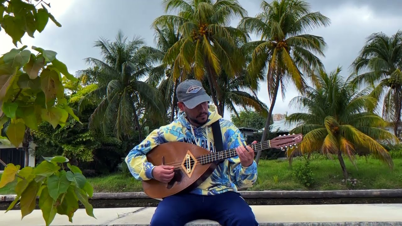 Besame Mucho - Fethi Nadjem