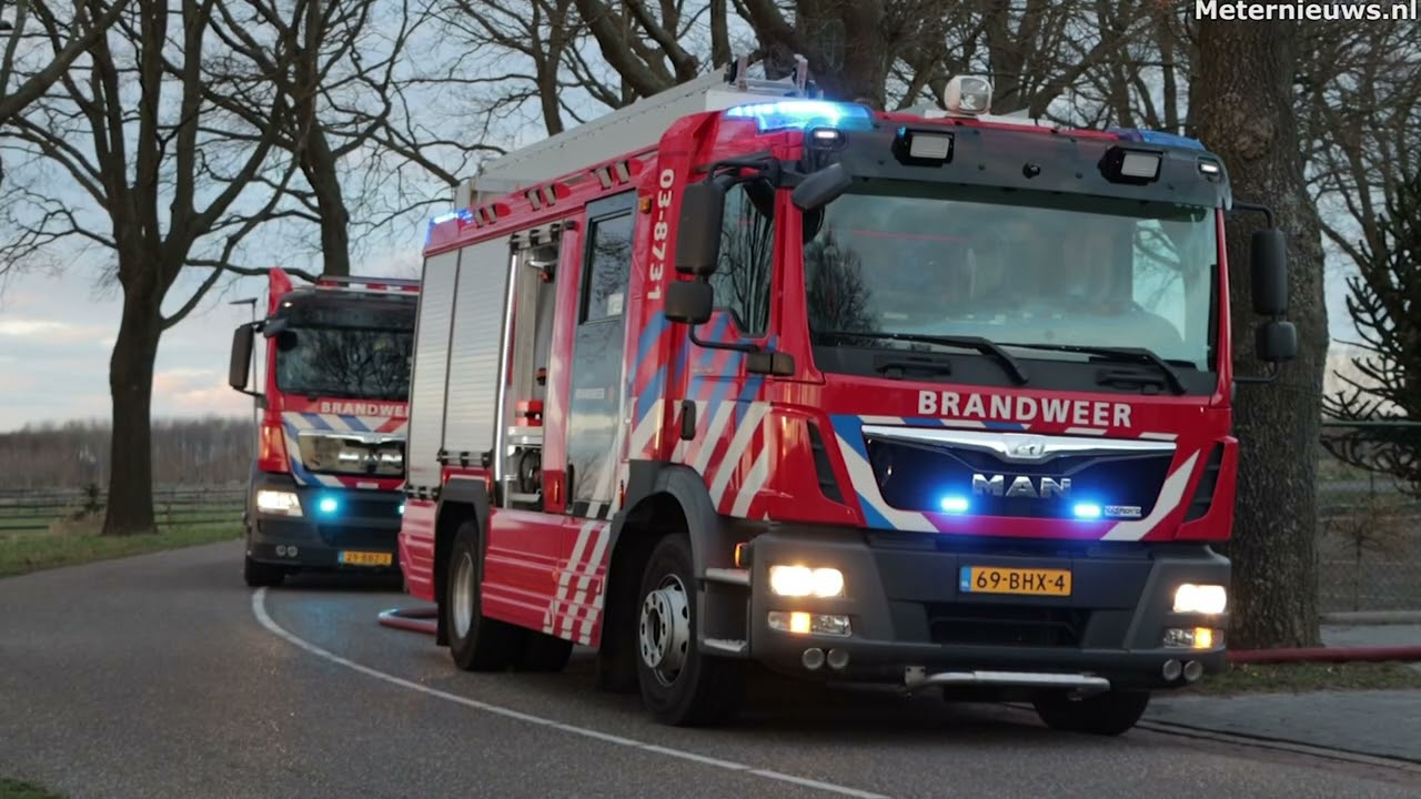 Schoorsteenbrand bereidt zich uit naar dak woning Emmercompascuum