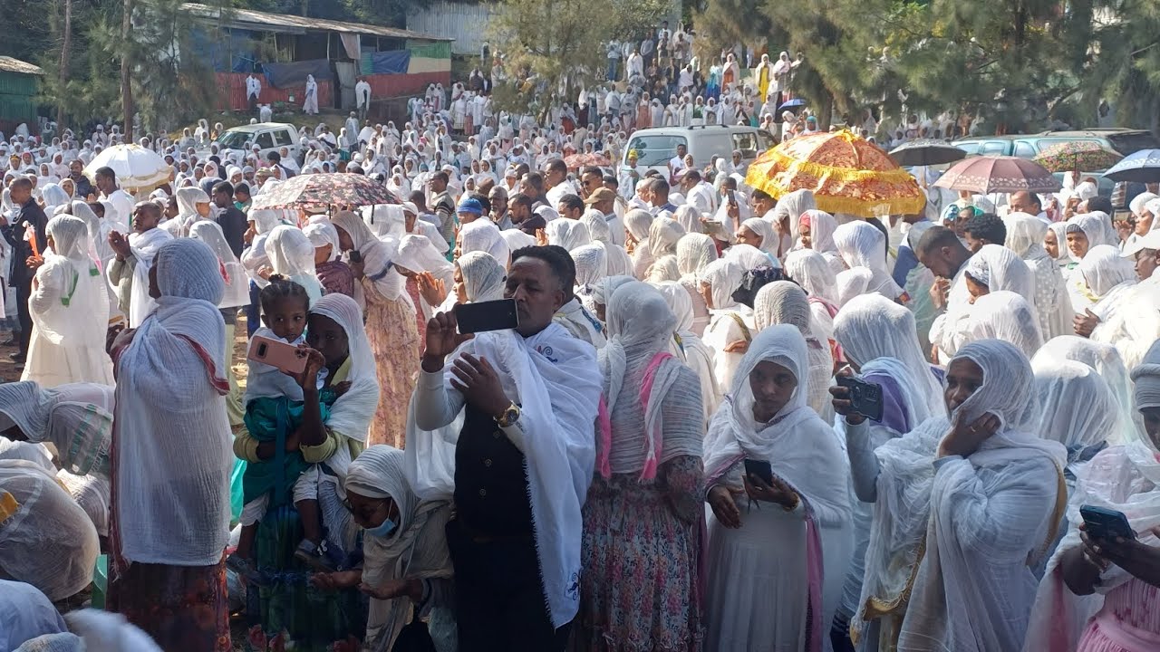 የሰማዕቱ የመርቆርዮስ የጠዋት ጉባኤ ከኮዬ ደ/ኃ/ቅ/ገብርኤል ቤ/ክ ከዘማሪት ምርትነሽ ጋር ታህሳስ 25/2018