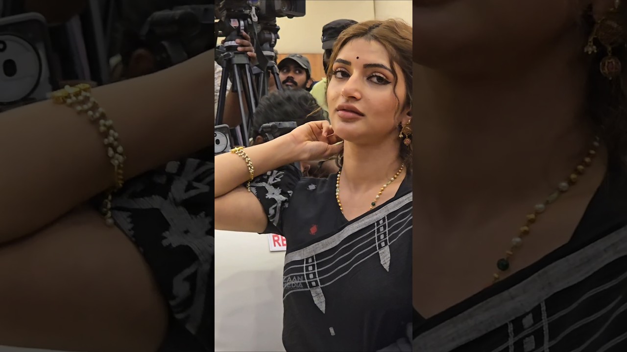 Im doctor not sister 😅 sreeleela funny moments with media #sreelela #tamil #actress #shorts #movie