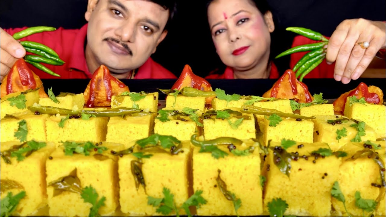 SPICY🔥DHOKLA EATING CHALLENGE |GUJRATI KHAMAN DHOKLA EATING COMPETITION|SAMOSA EATING CHALLENGE#food