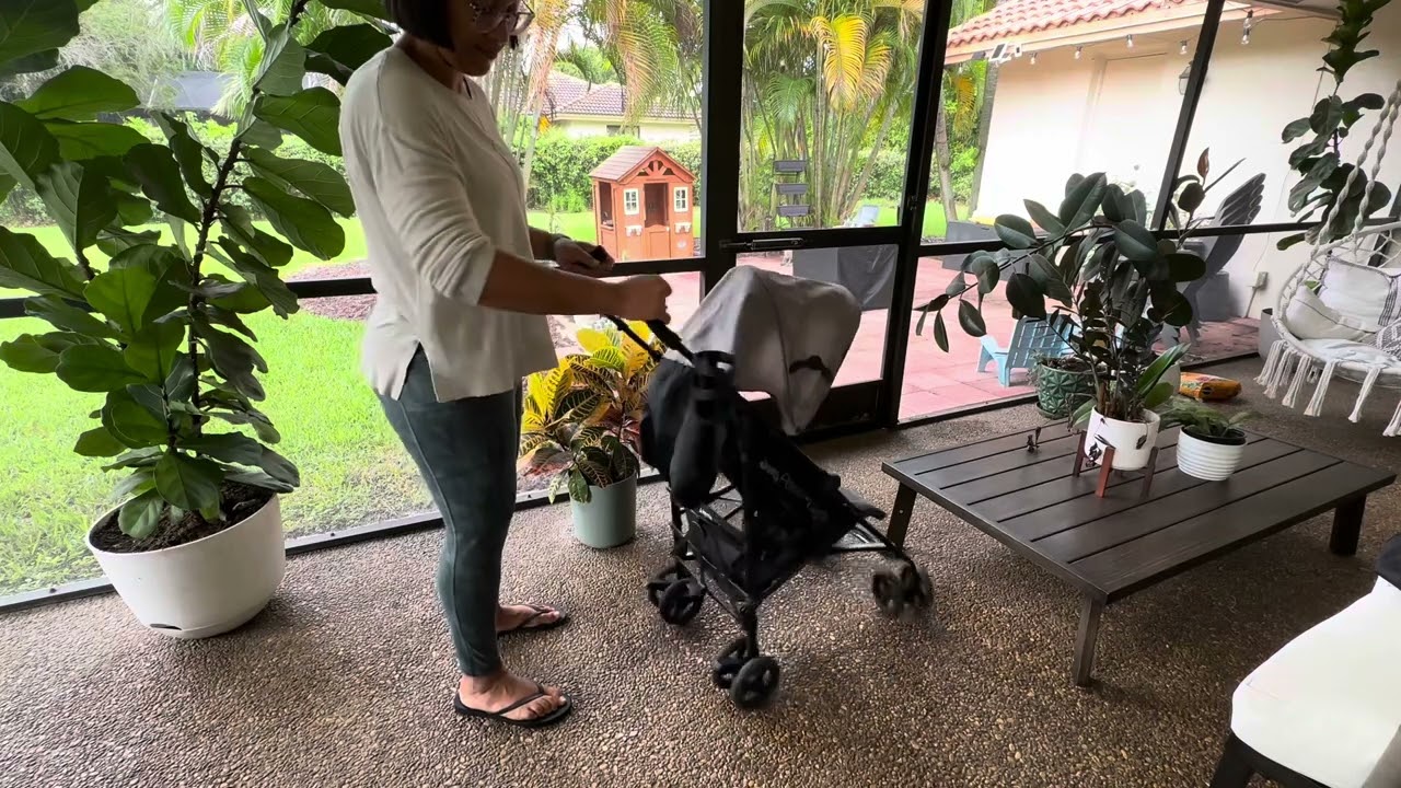 Jeep Powerglyde Stroller Review- Great for travel!