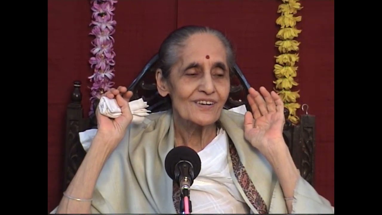 आत्मा आणि जीव ह्यात फरक काय ? - पूजनीय डॉ.सुषमाताई वाटवे -सत्संग - Ti.Dr. Sushamatai Watve - Satsang