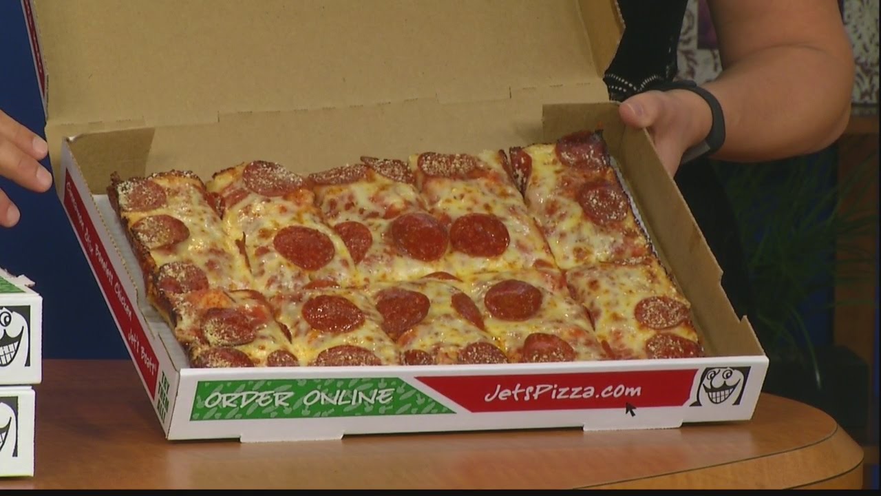 Daytime: Jet's Pizza