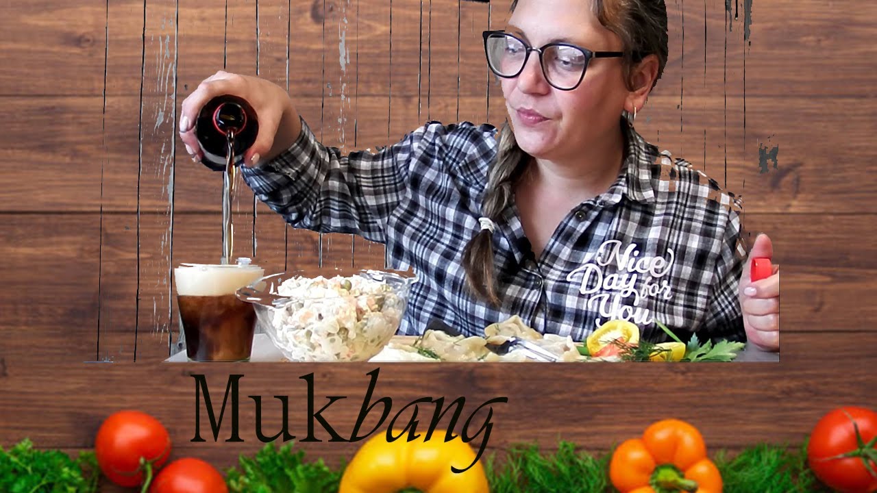 Mukbang. Манты и зимний салат. Я кайфую от работы. В командировку Кемерово. Жалюзи из СВЕТОФОРа