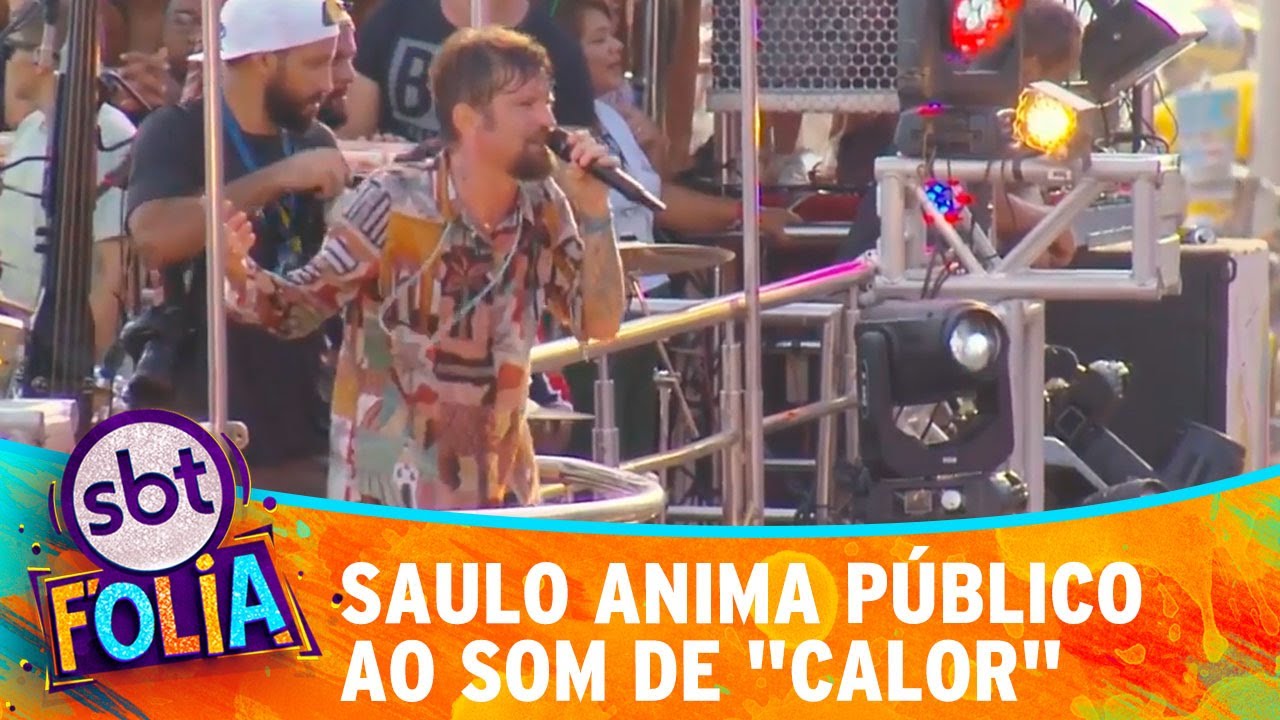 Saulo anima público ao som de 
