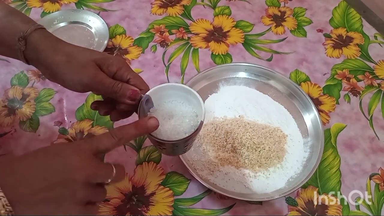 ঘৰতে অতি সহজতে লাডু প্ৰস্তুত কৰা প্ৰণালী।