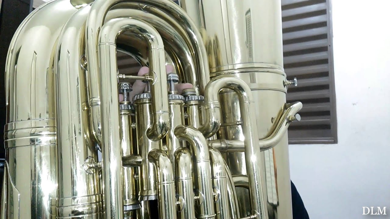 Hino 110  - Vigiai, irmãos (Teclado e Tuba Conn 24j)