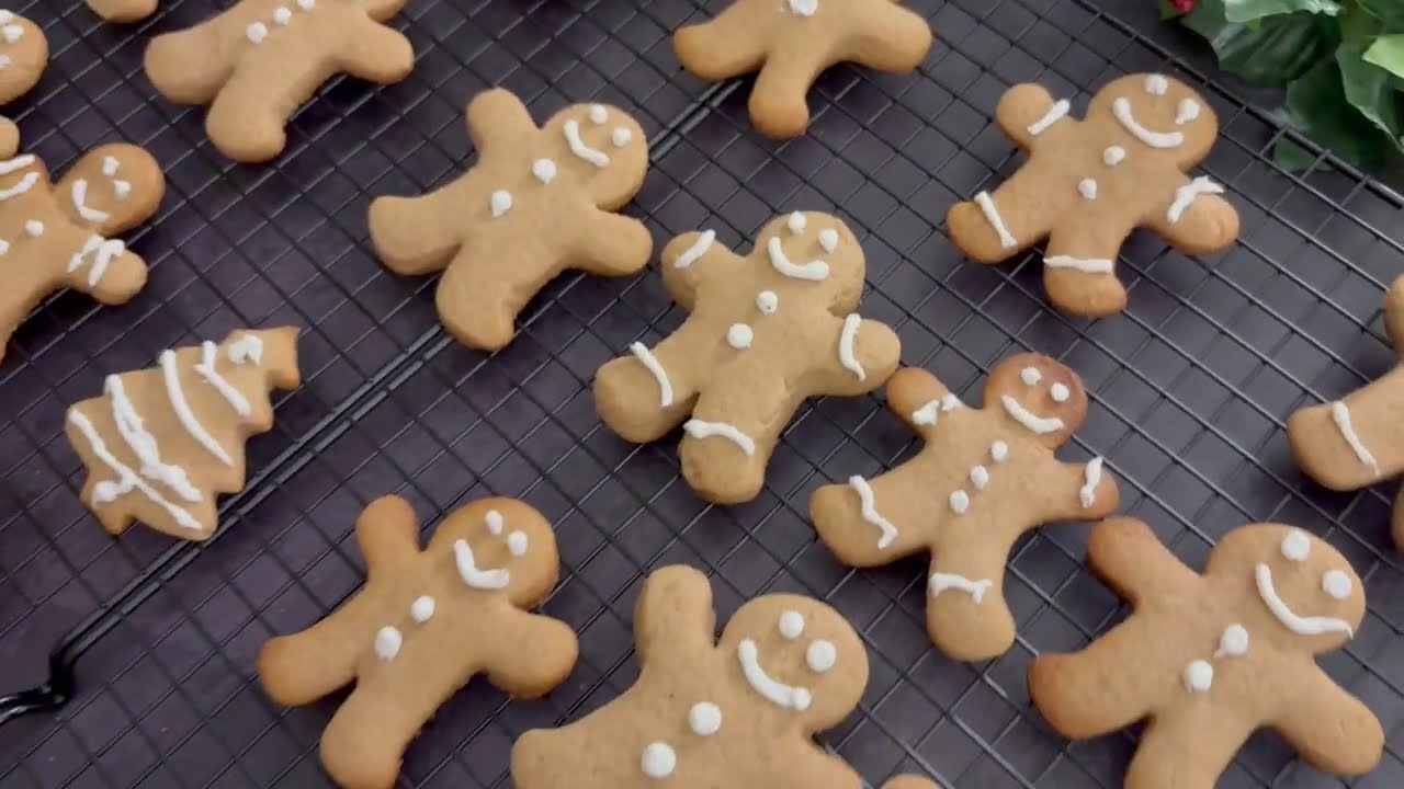 How to Make Gingerbread Man Cookies #gingerbread #easyrecipes