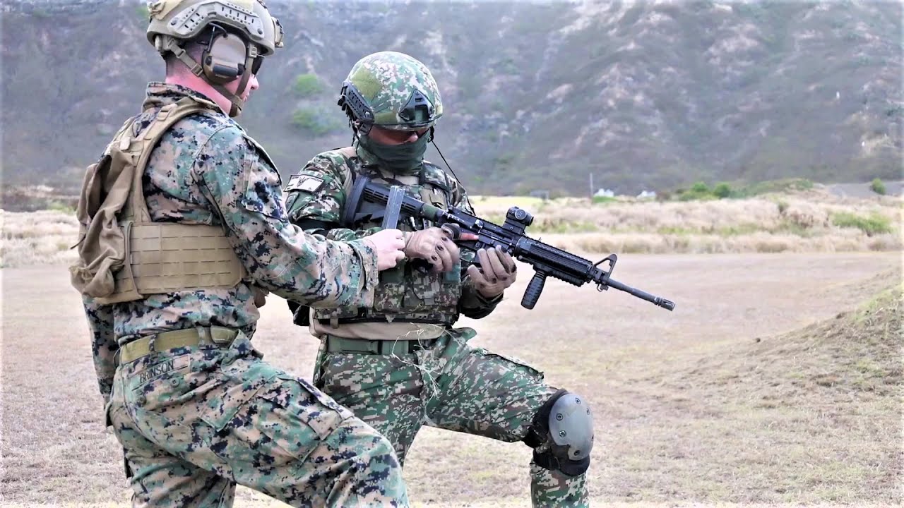 Malaysian Army and U.S Marines Conduct Live Fire Attack in RIMPAC 2022