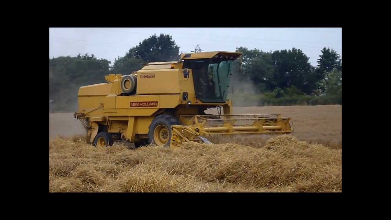 Combining with New Holland Clayson 8070
