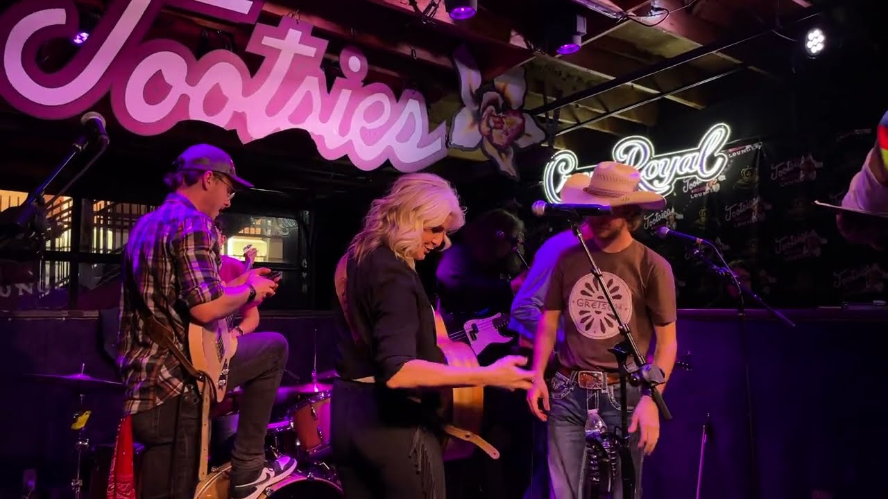 HONKY TONK SCHOOL OPEN MIC AUDITIONS AT TOOTSIES BROADWAY NASHVILLE TN 2/3/24