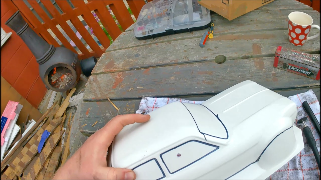 Trimming a Kamtec Ford Escort Body Shell