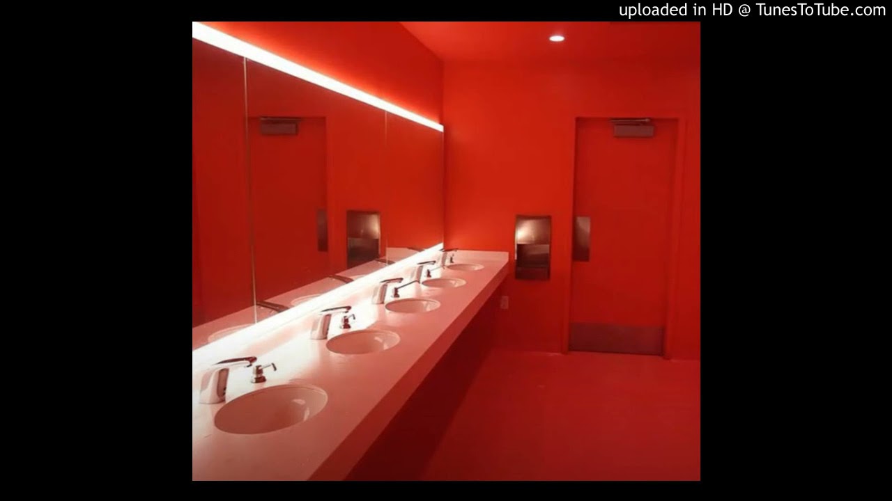 Trippy Snake - Hey Paco, pero estas parchando con tu causa en el baño de la discoteca
