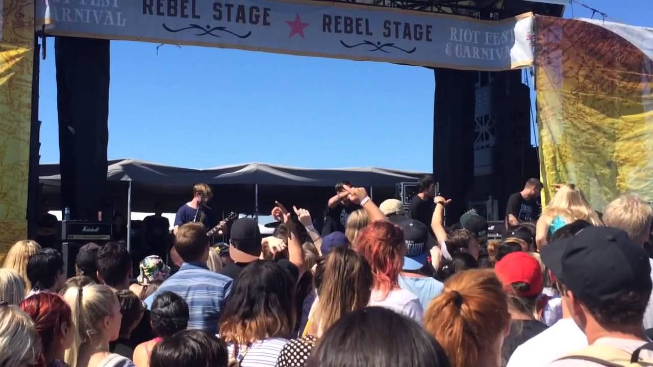 Seaway - The Basics (Live @ Riotfest Toronto 2014)