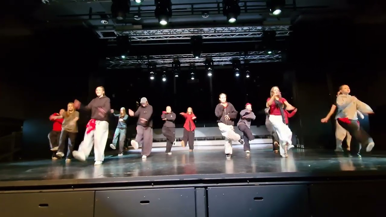 Hiphop keskitaso: nimetön esitys