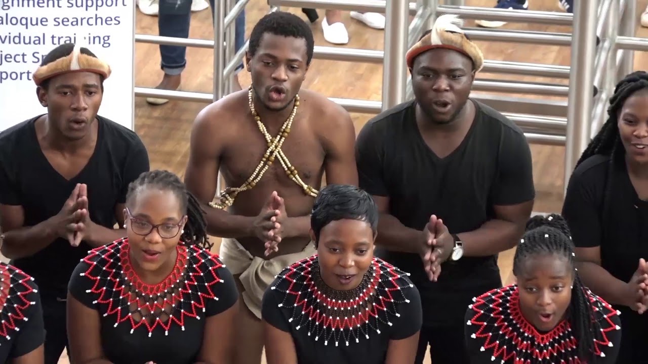 UP Ovuwa flash mob in the Merensky 2 Library
