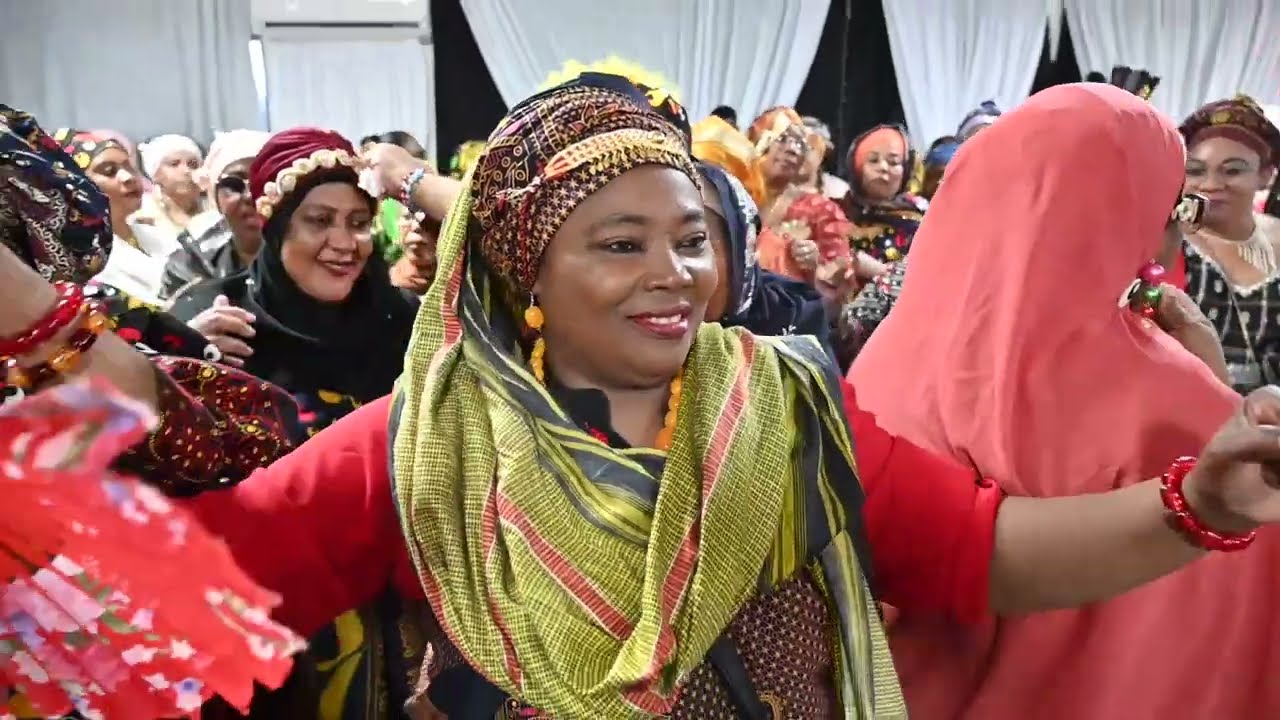 BORA (SAMBOUSSA) du Mariage de Hadiya et Ahamada à Marseille