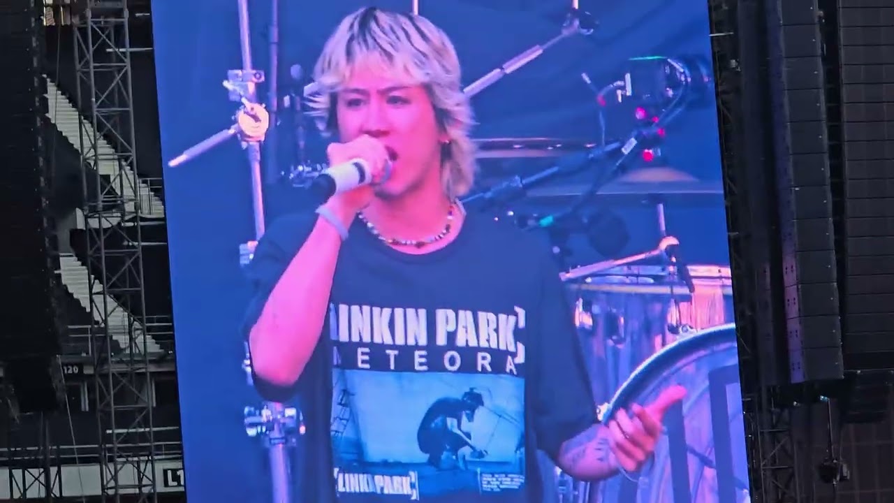 One OK Rock - 01. Puppets Can’t Control You - Stade de France Saint-Denis (Paris) 11/07/2025