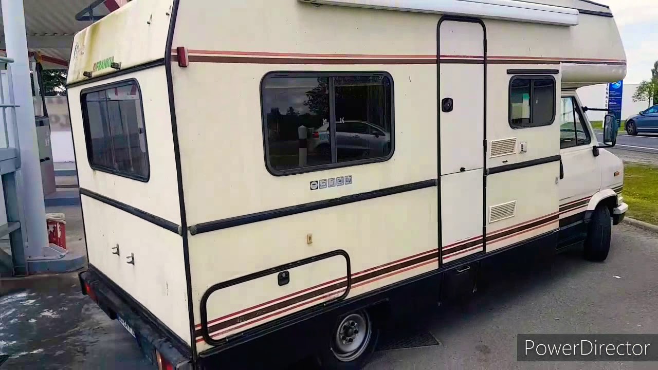 Nettoyage du camping-car J5 Frankia 1987