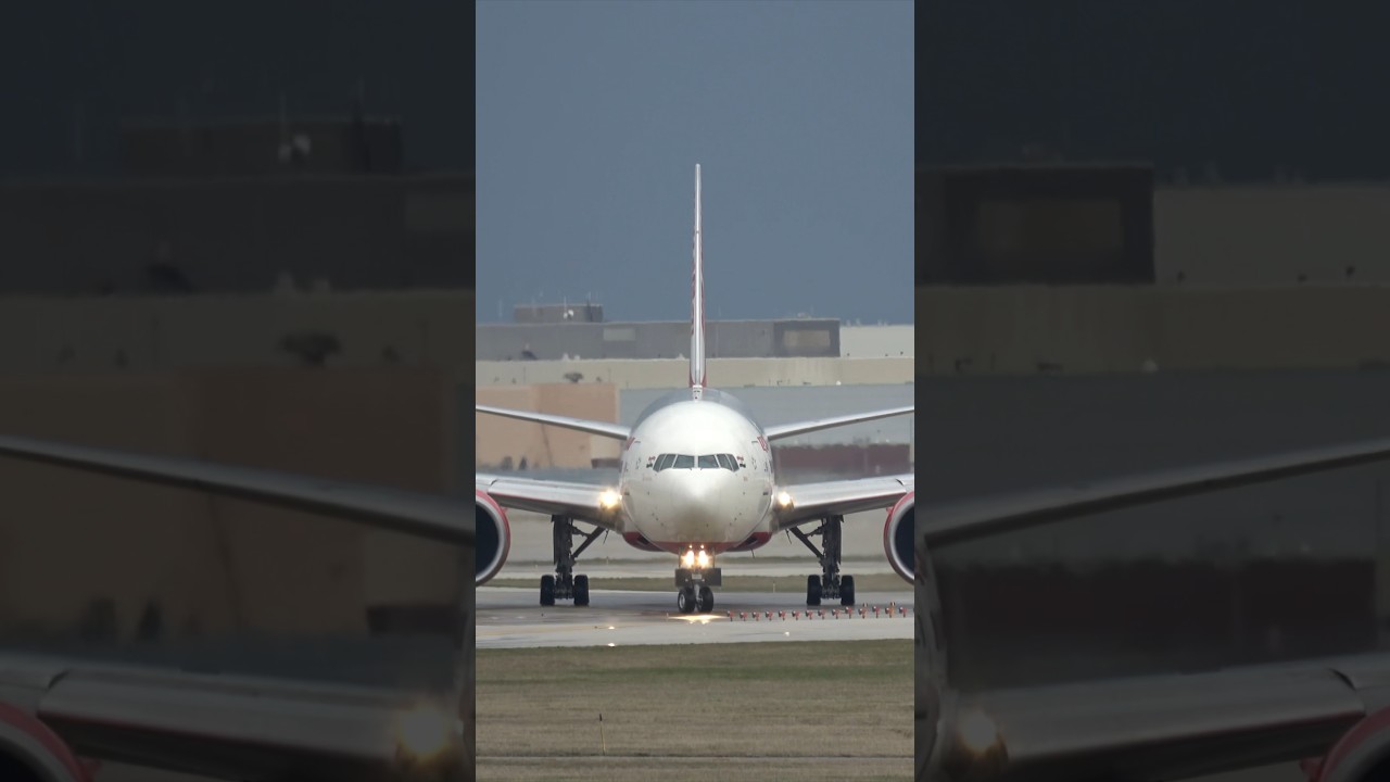 Boeing 777 WATER SPRAY Takeoff #boeing #aviation #777 #airindia