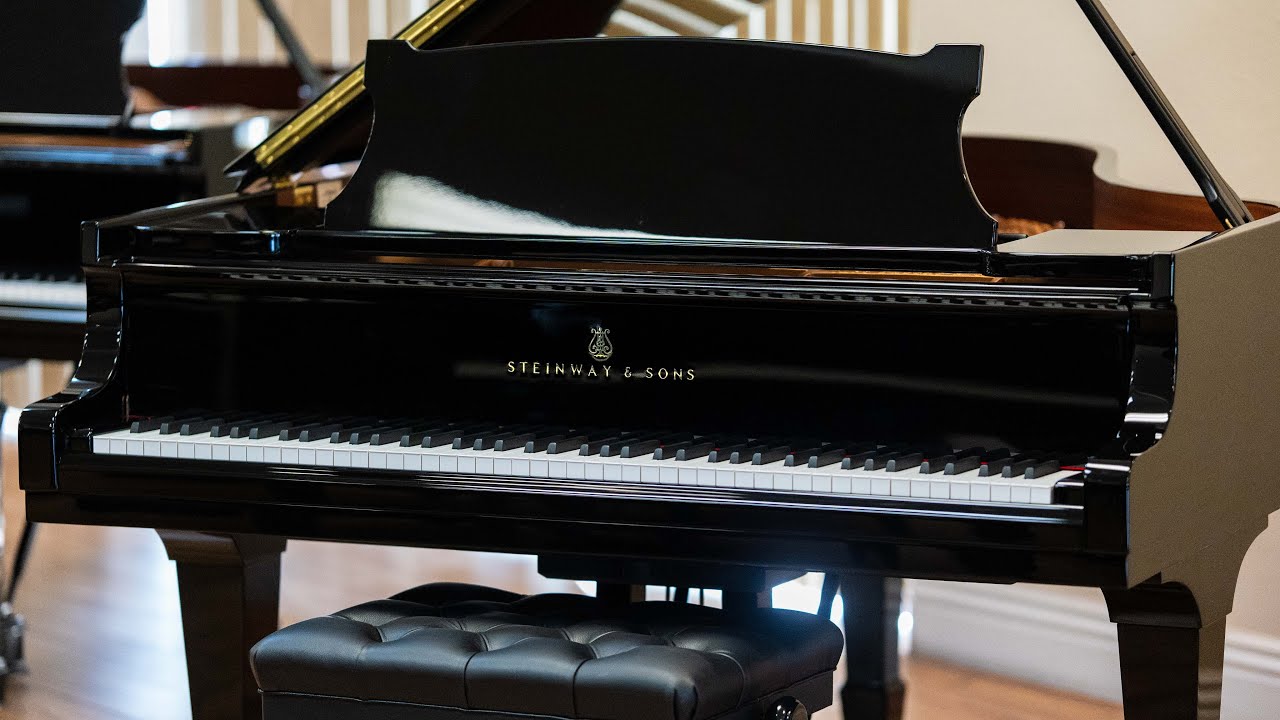 Steinway & Sons Model M Grand Piano demo by Derick Do - Paganini Theme/I Will Survive improvisation