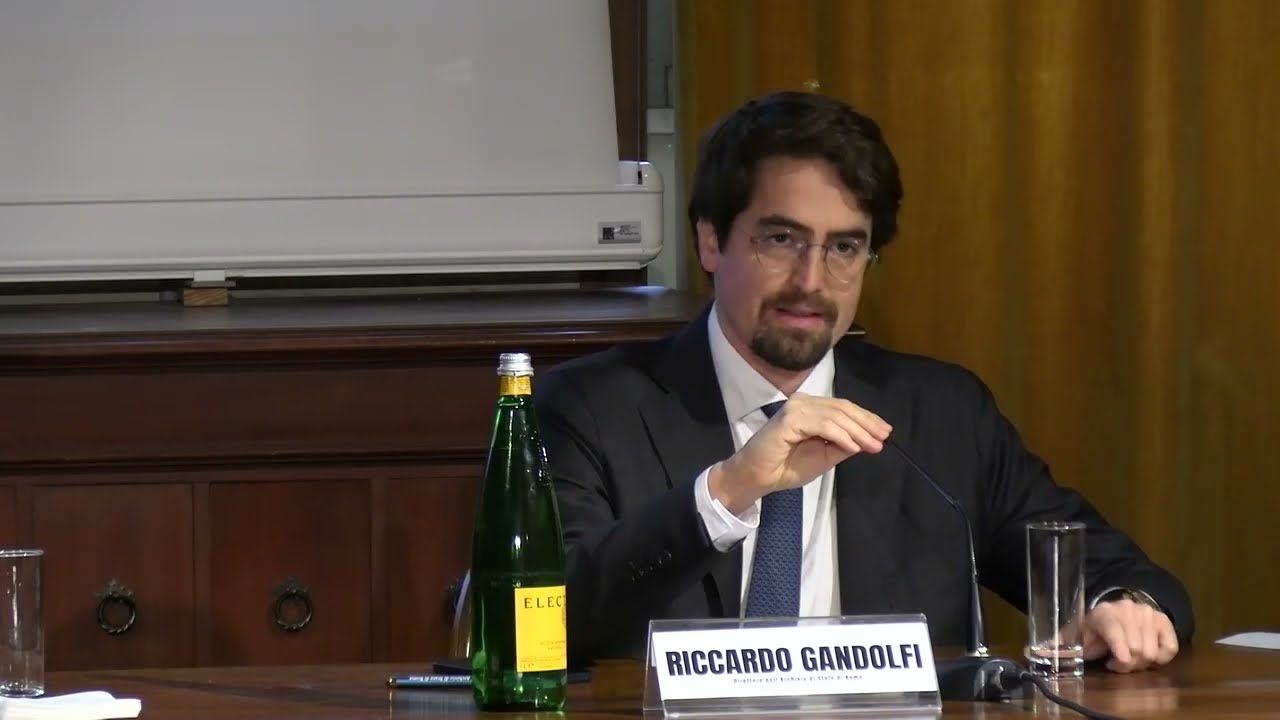 Emissione primi due francobolli Archivi di Stato | Intervento Dir. Archivio di Stato Roma Gandolfi