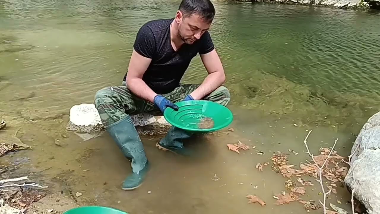 ΒΡΗΚΑΜΕ ΤΑ ΠΡΩΤΑ ΨΗΓΜΑΤΑ ΧΡΥΣΟΥ!! | Gold Panic GR