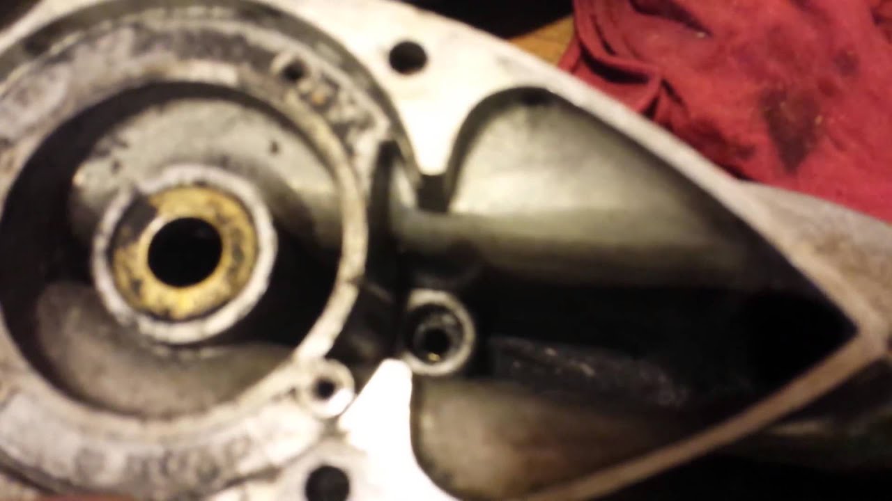 Vintage Outboard Lower Unit Gearcase Shift Rod Seal Replacement Johnson / Evinrude / OMC Part 2