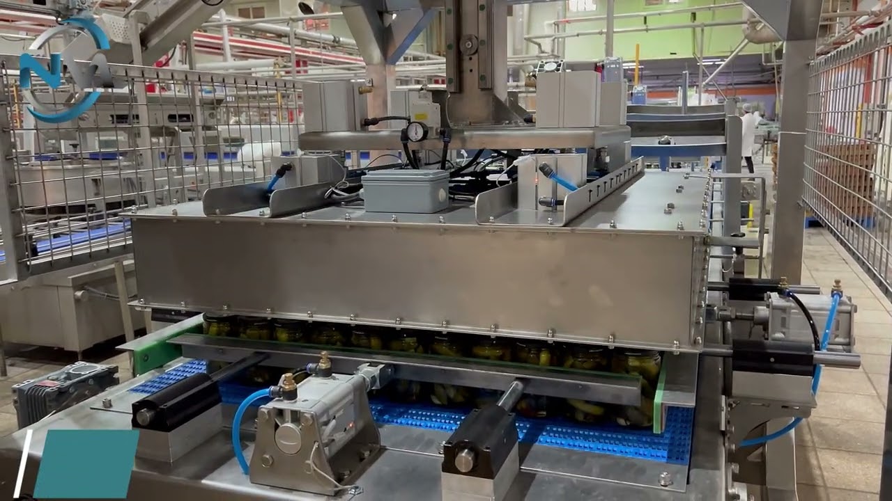 Palletizer after the pasteurization tunnel