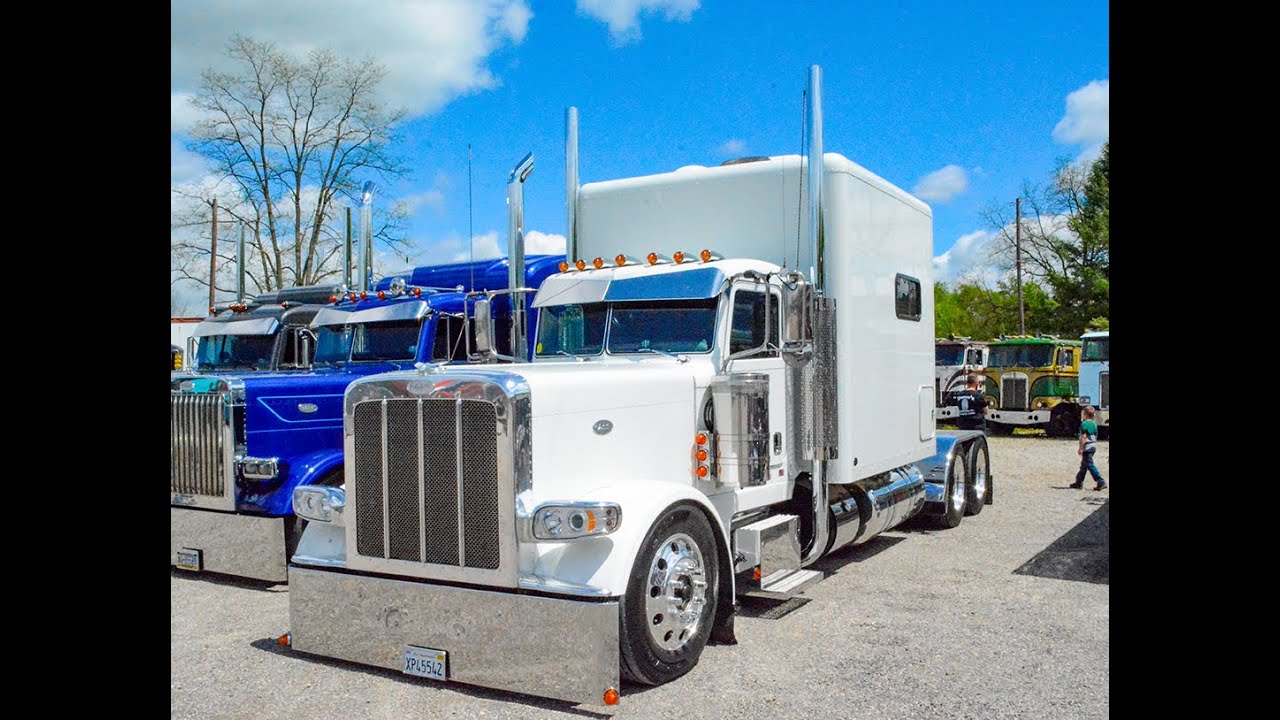 Ron Beer's 2016 Peterbilt 389 with 120