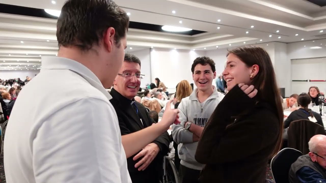 La família hospitalària de Barcelona, Sant Feliu i Terrassa celebra el Dinar de Nadal
