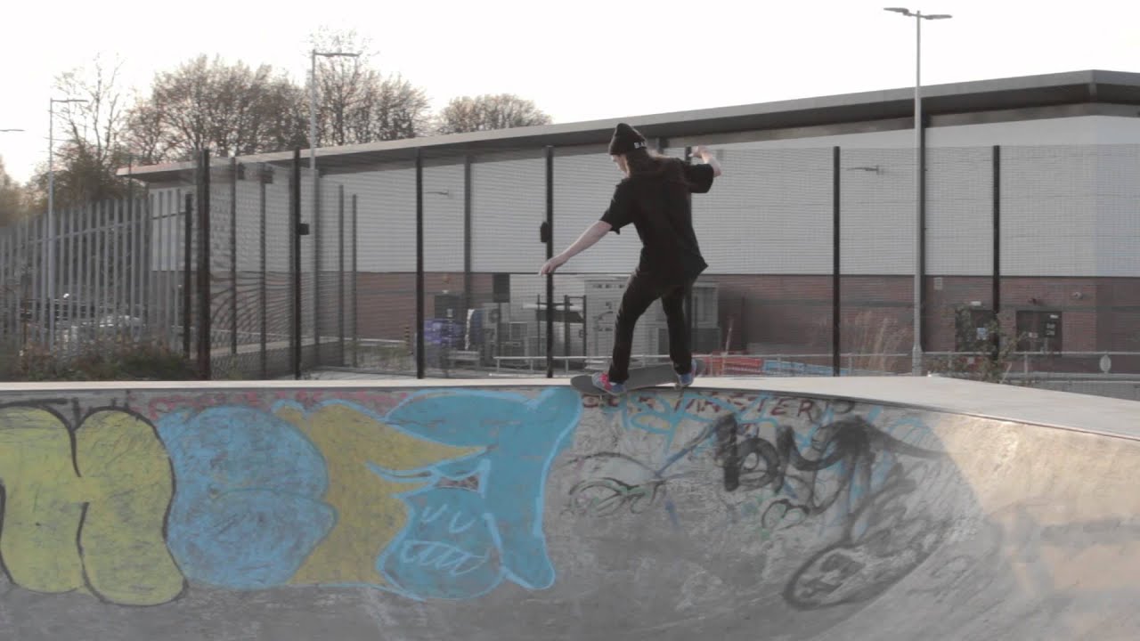 Moggins - Chesterfield Skatepark - Happy Birthday!